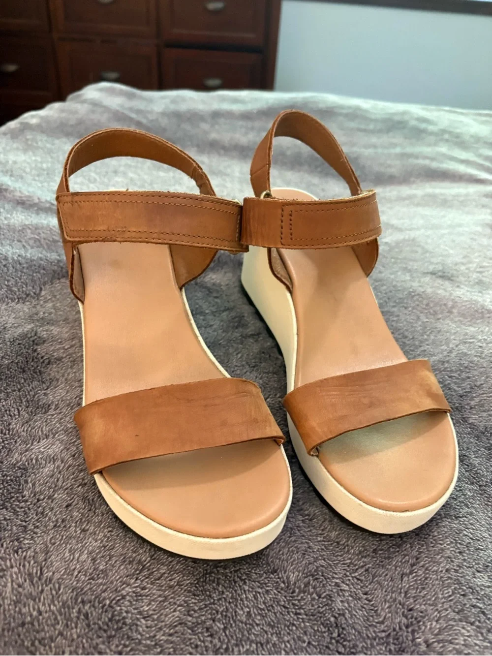 Sorel Cameron White Platform Tan Leather Multi Strap Wedge Sandals sz 8.5